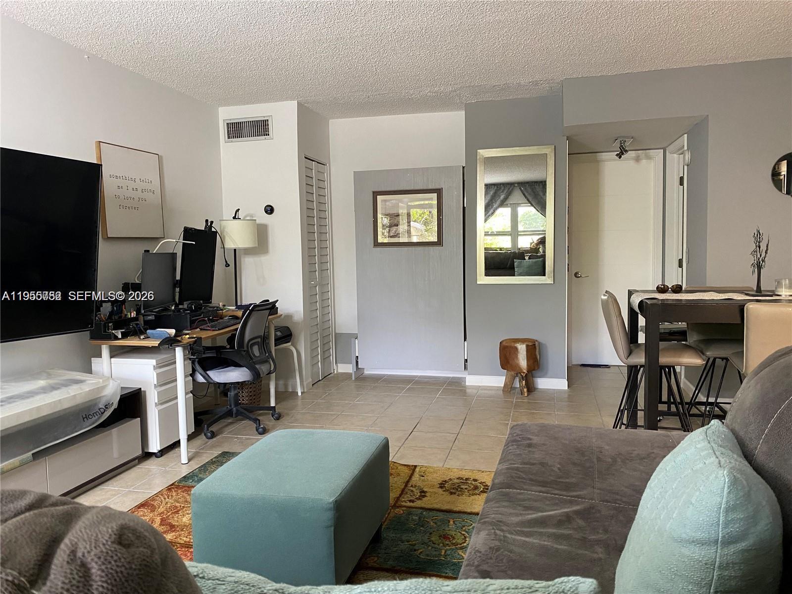 SANTA MONICA CONDOMINIUM - Residential Lease