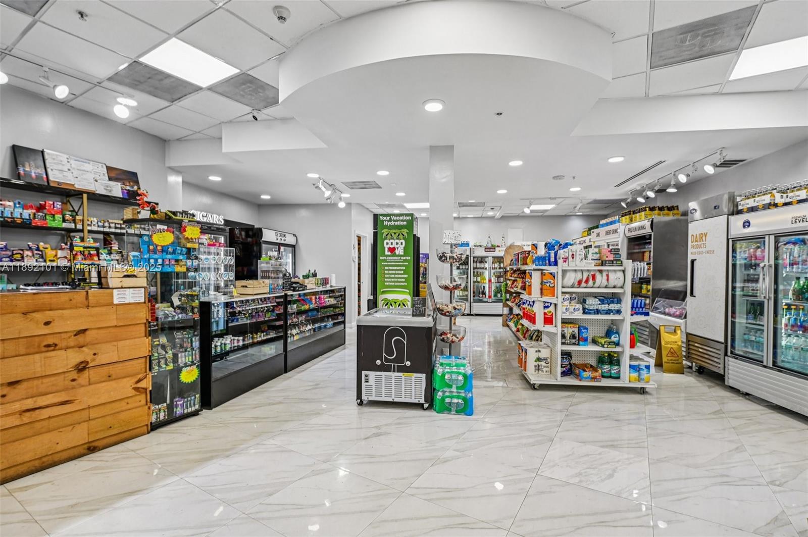 OPERA TOWER CONDO - Residential