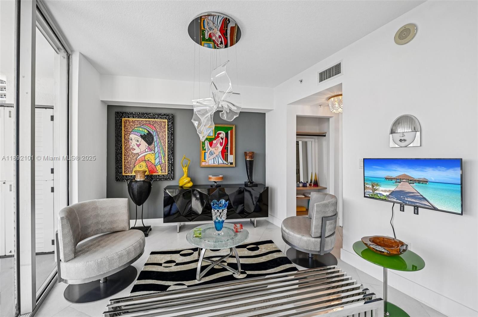 OPERA TOWER CONDO - Residential