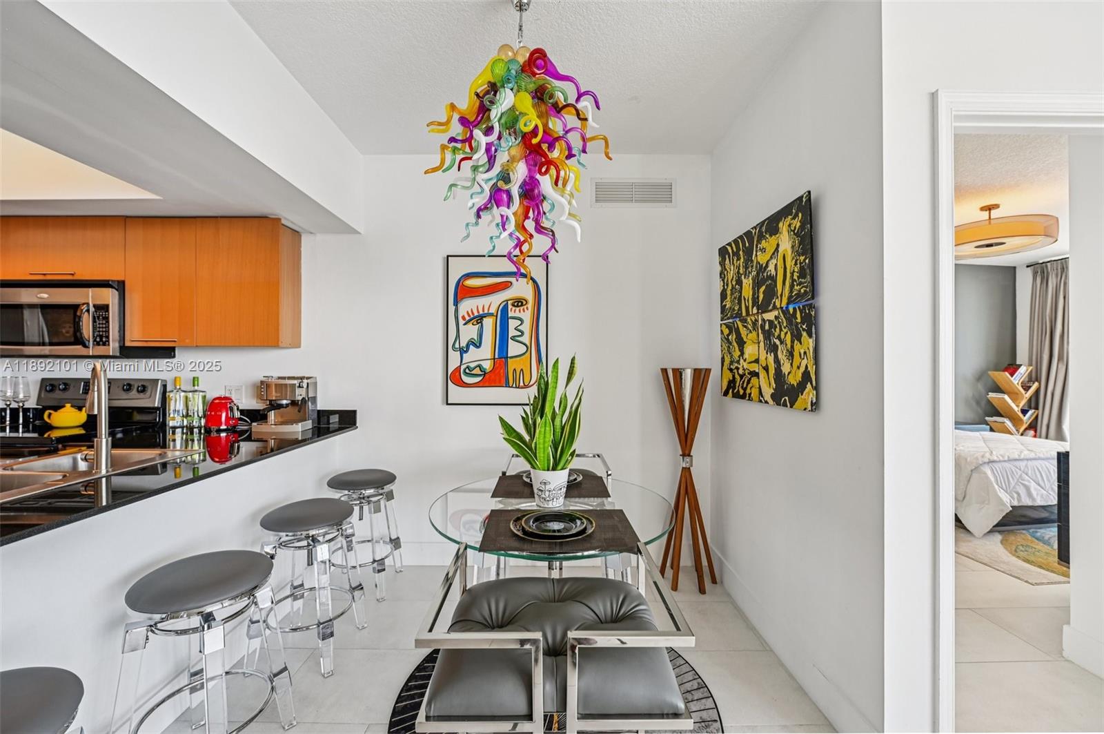 OPERA TOWER CONDO - Residential