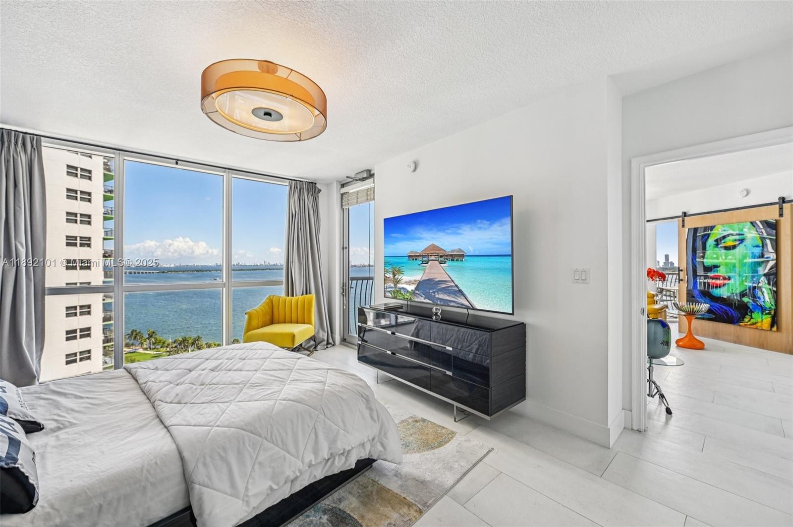 OPERA TOWER CONDO - Residential