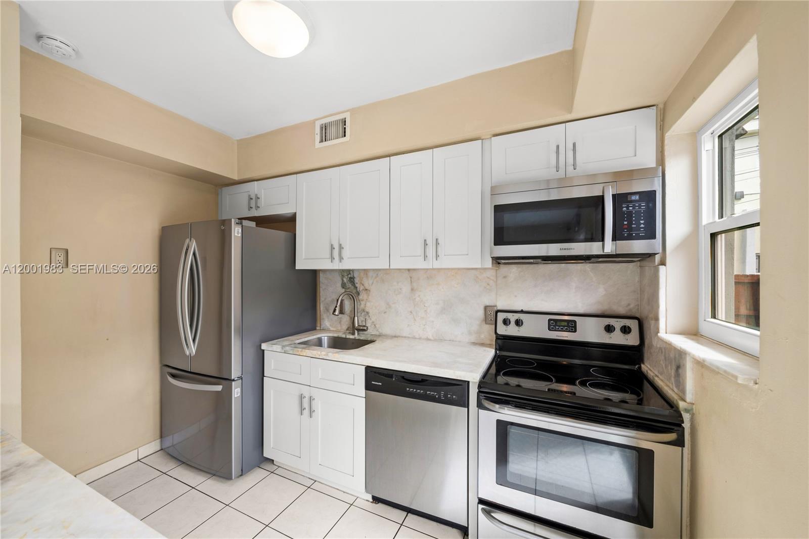 ISLE OF NORMANDY MIAMI VI - Residential