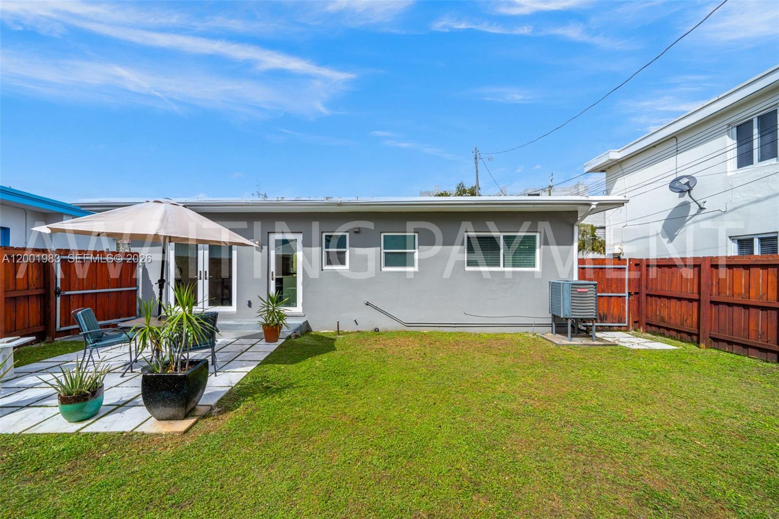 ISLE OF NORMANDY MIAMI VI - Residential