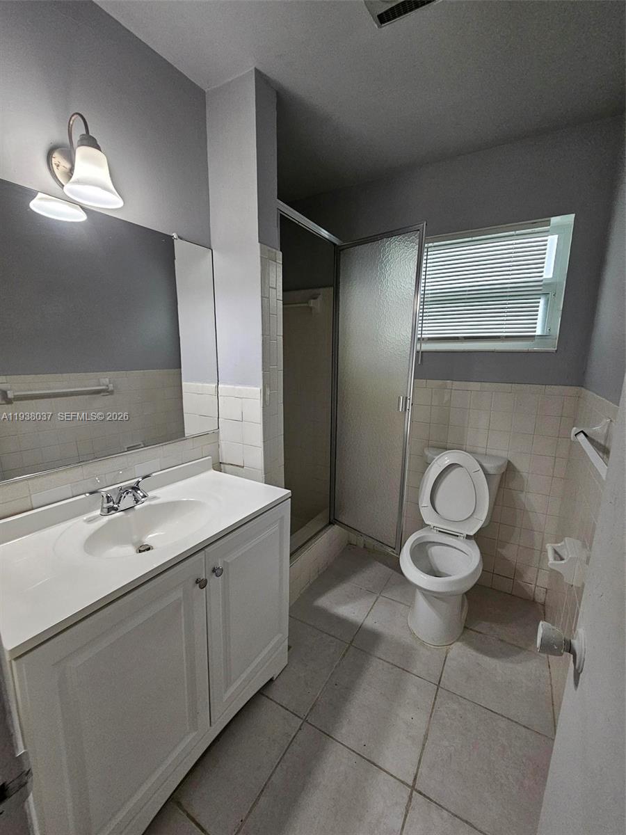 MANDARIN ISLE ADD - Residential Lease