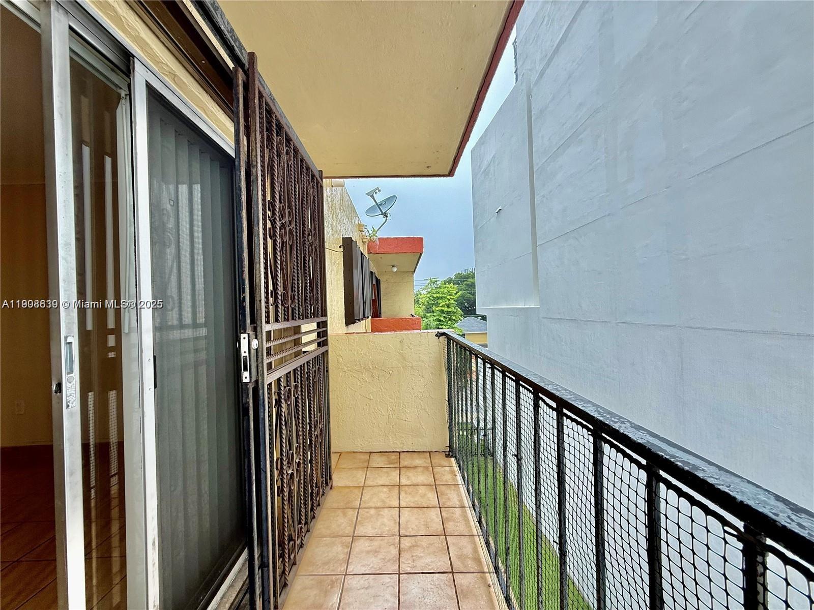 HABANA CONDO - Residential