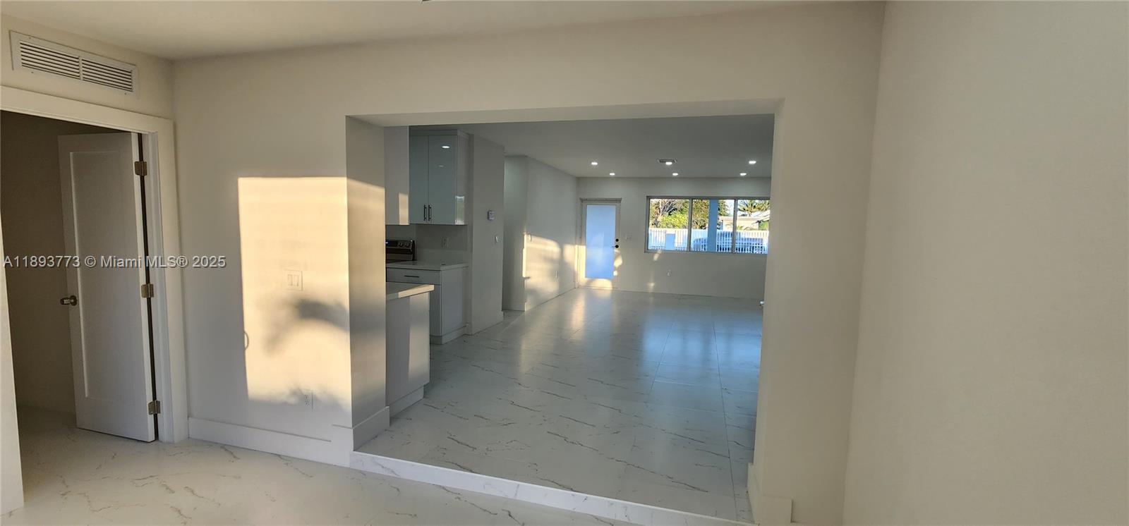 CAROL CITY 2ND ADDN - Residential