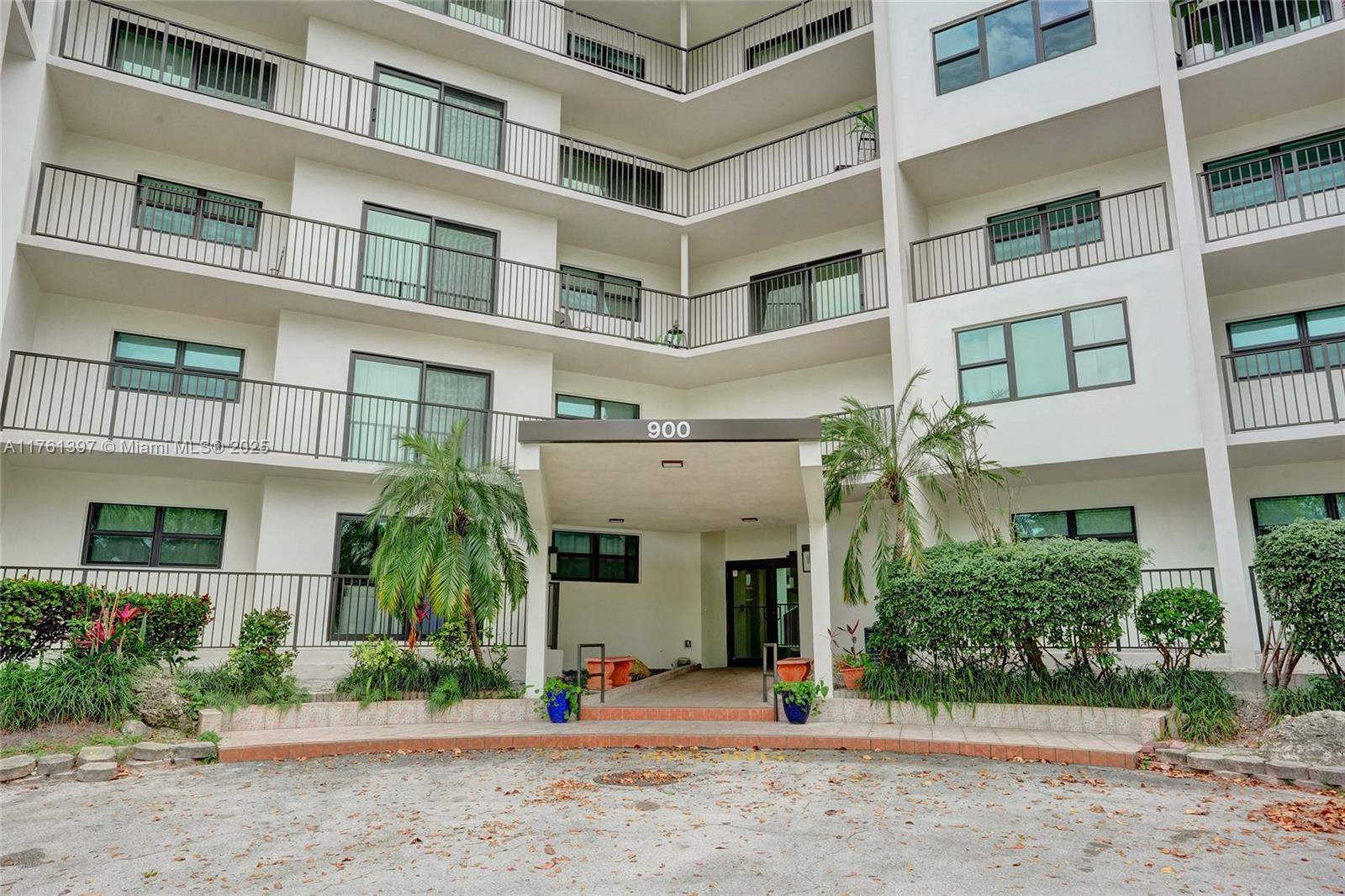 900 River Reach Dr 505