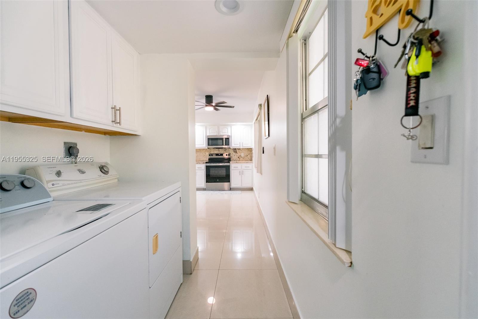 NO 123 PALM-AIRE COUNTRY - Residential