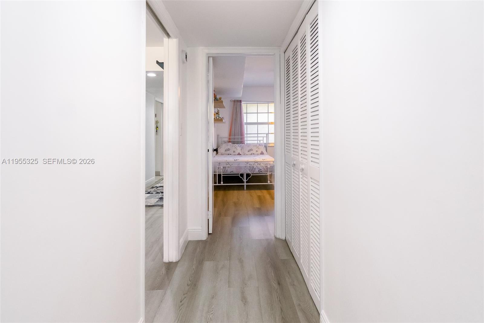 NO 123 PALM-AIRE COUNTRY - Residential