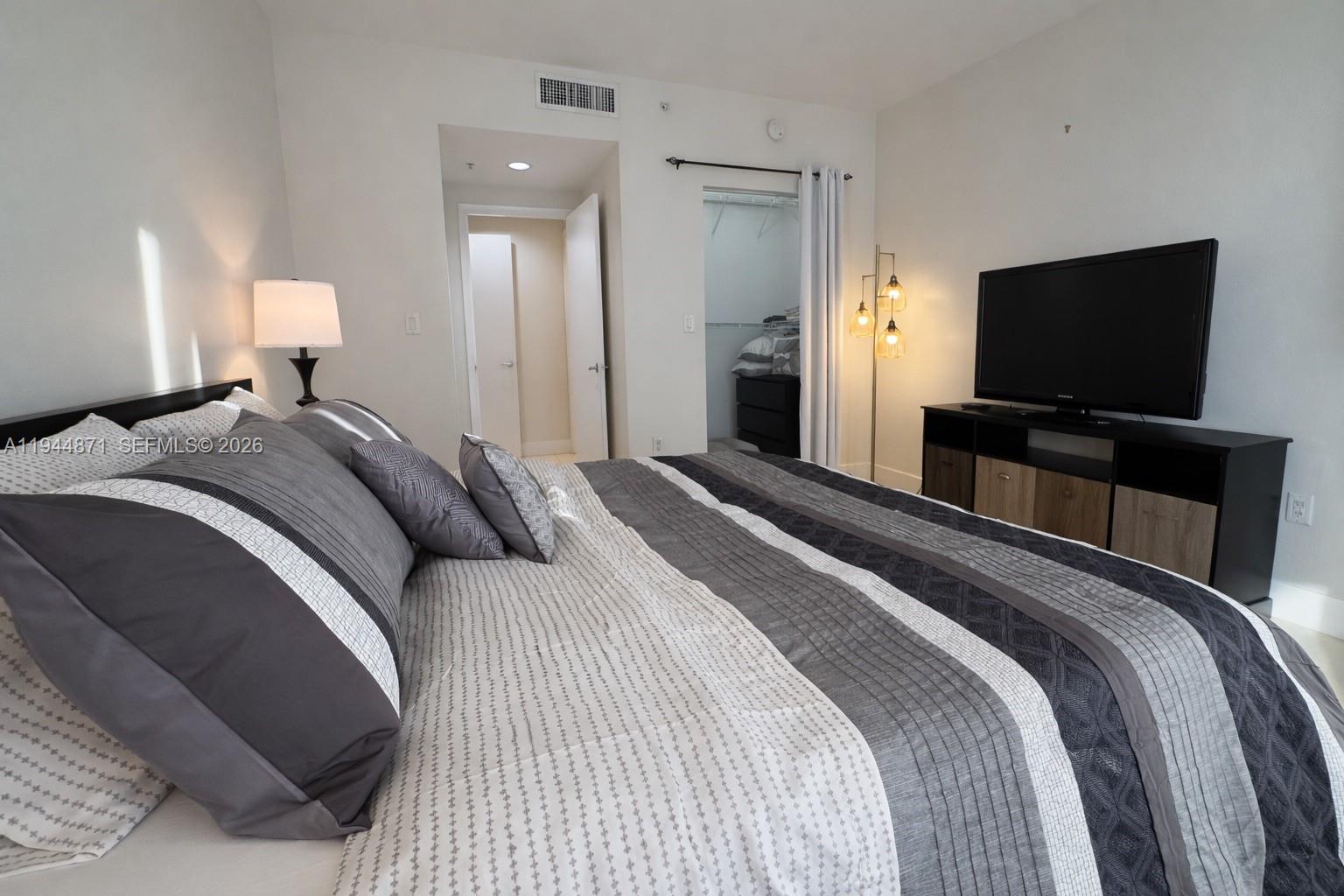 OCEAN POINT BEACH CLUB CO - Residential