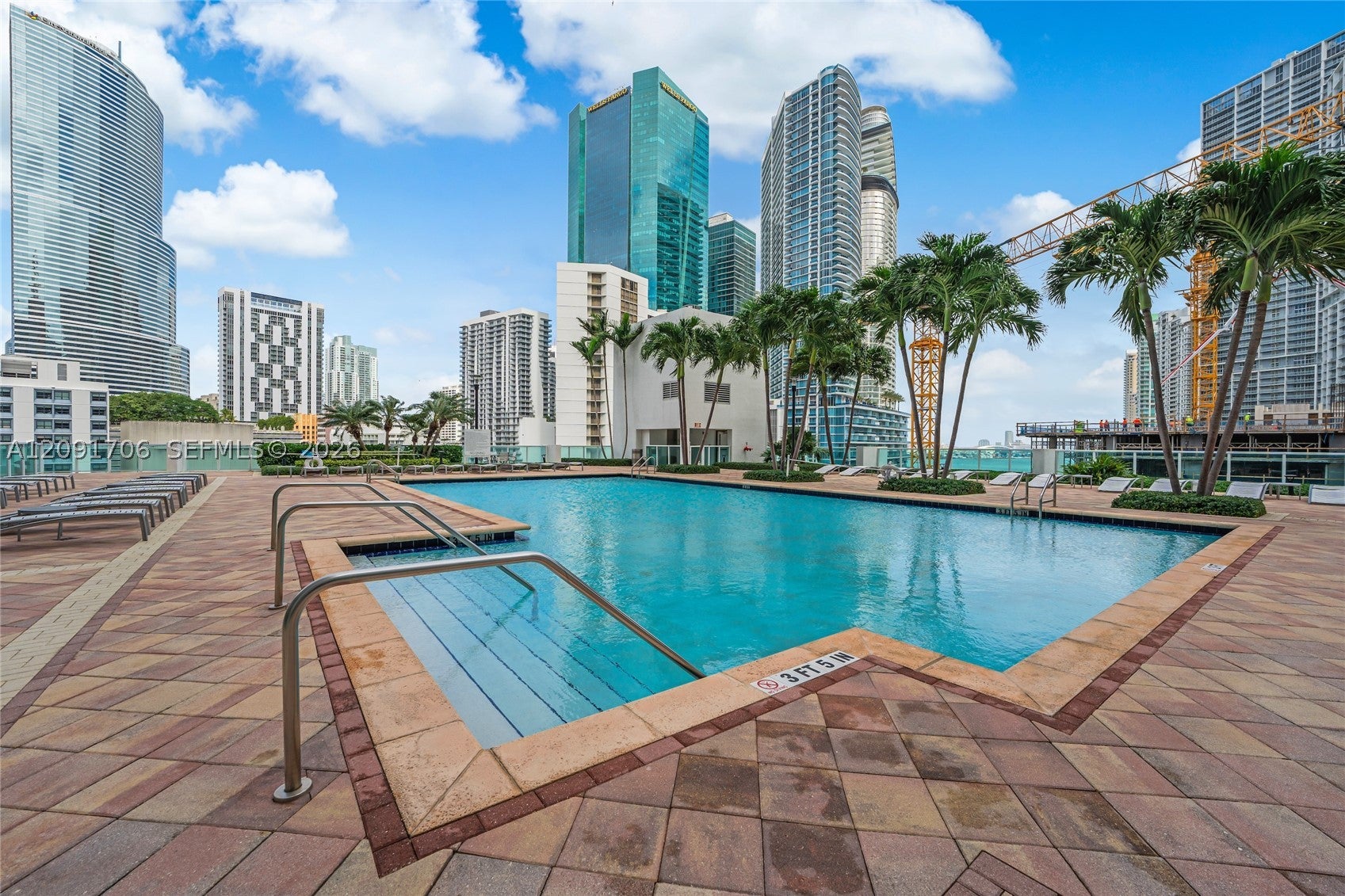 31 SE 5th St 409