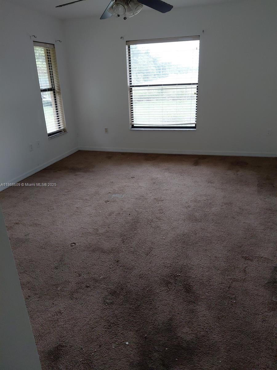 HOLIDAY LAKE AREA - Residential