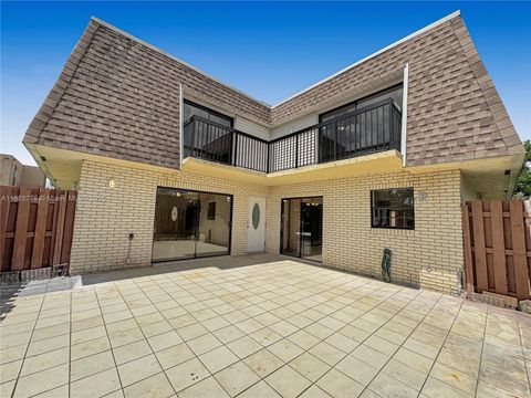 8103 SW 24th St North Lauderdale FL 33068