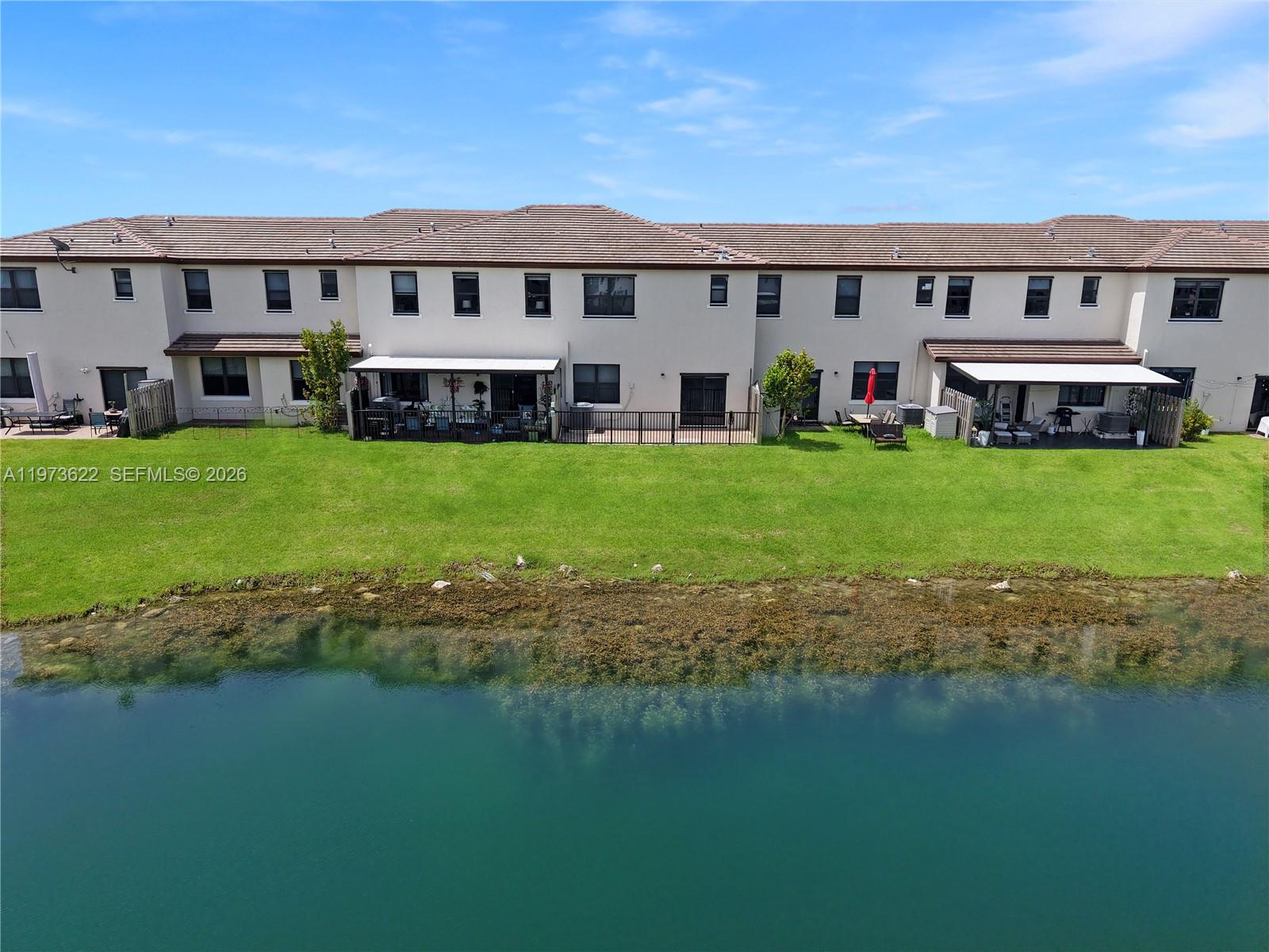 ENCLAVE SOUTH PHASE 2 - Residential