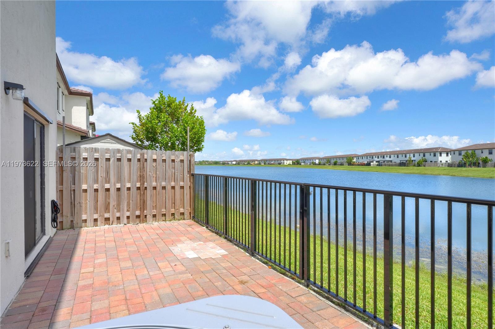 ENCLAVE SOUTH PHASE 2 - Residential