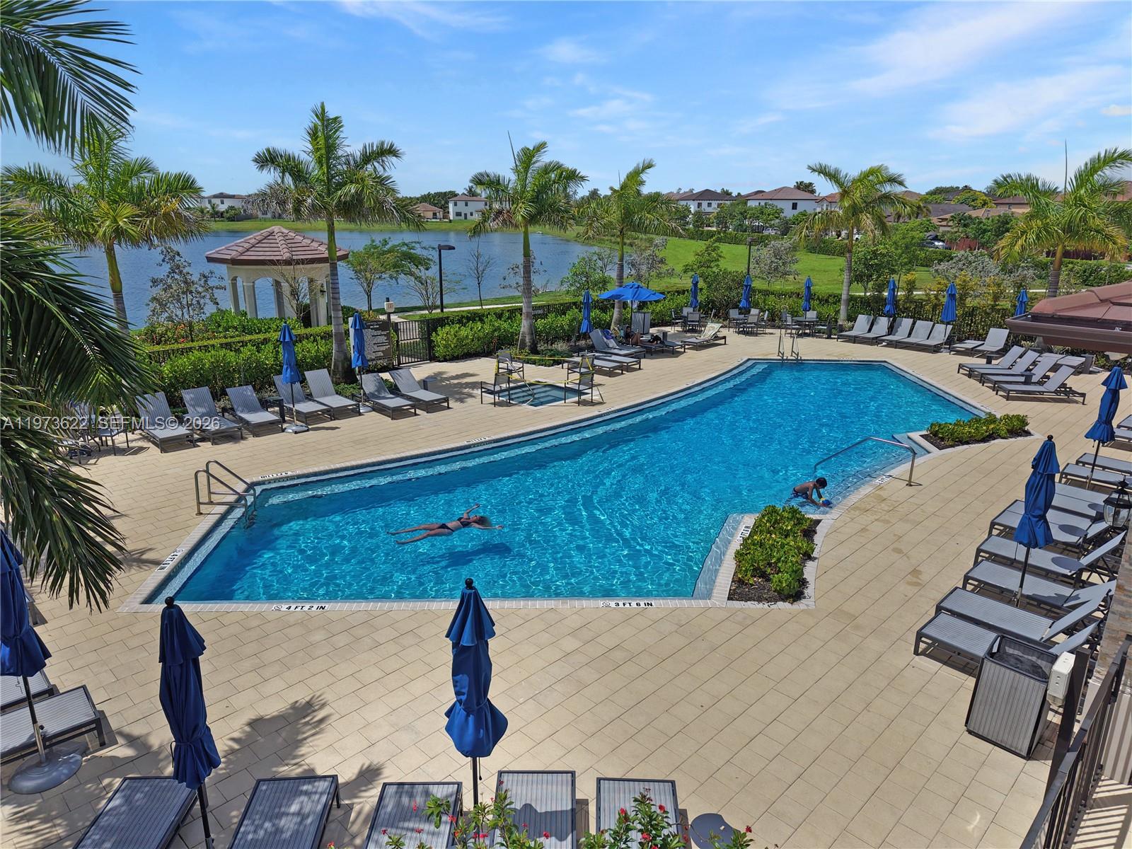 ENCLAVE SOUTH PHASE 2 - Residential