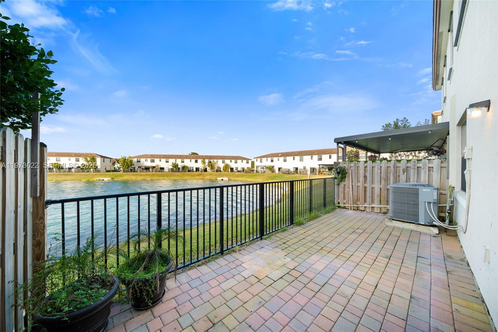 ENCLAVE SOUTH PHASE 2 - Residential