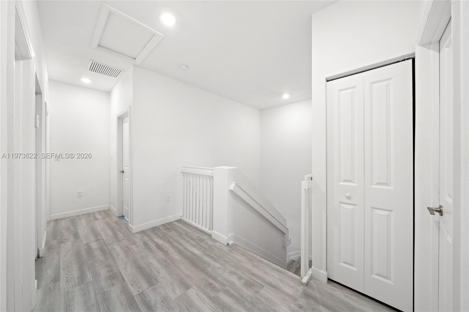 ENCLAVE SOUTH PHASE 2 - Residential