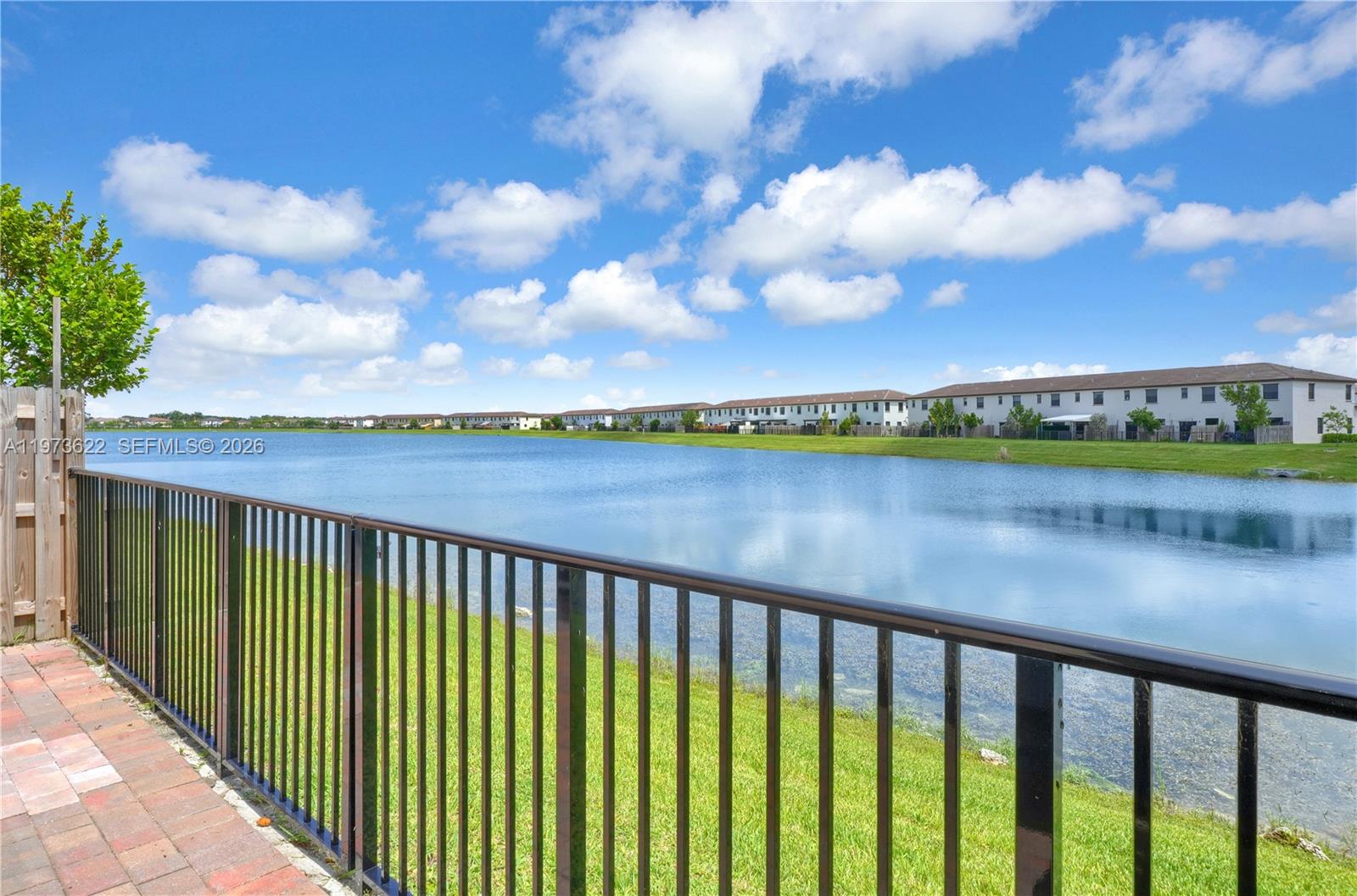 ENCLAVE SOUTH PHASE 2 - Residential