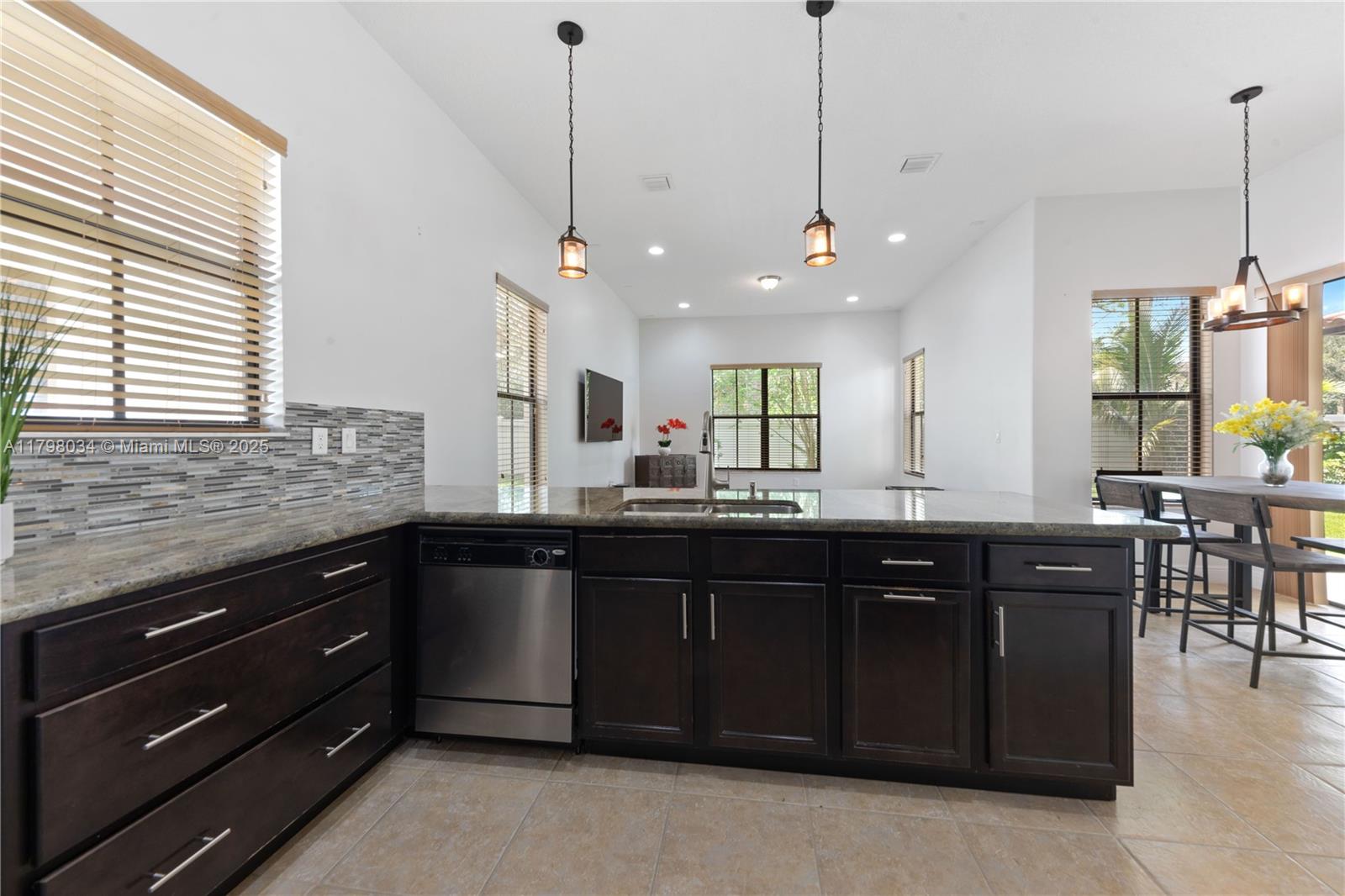 MONTERRA - Residential