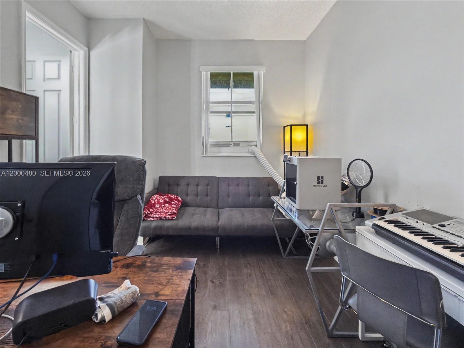 MARBELLA BAY - Residential