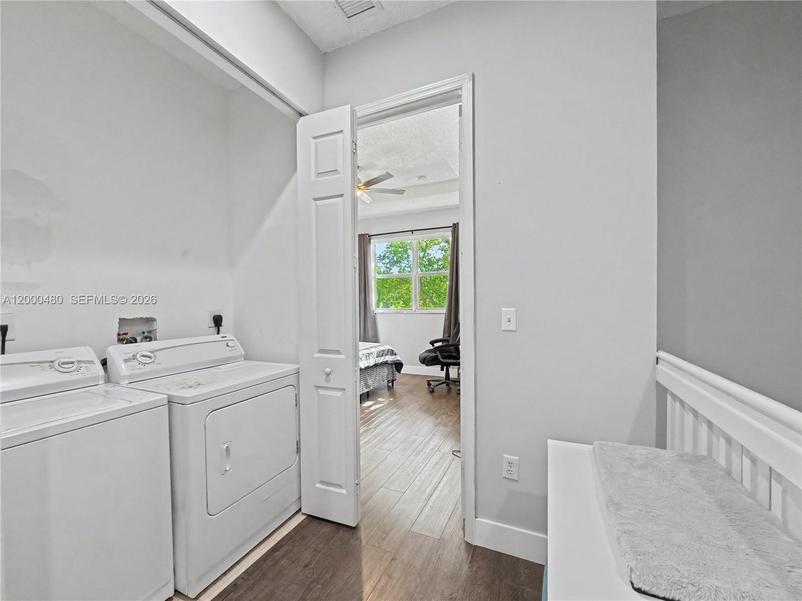 MARBELLA BAY - Residential