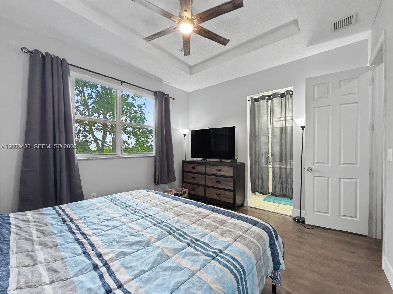 MARBELLA BAY - Residential