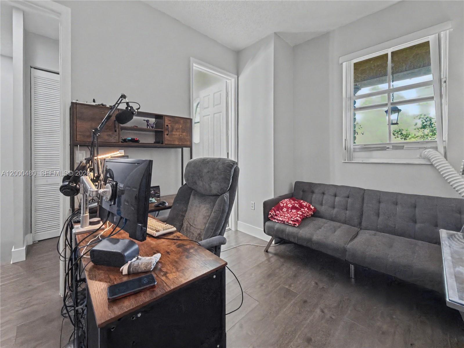 MARBELLA BAY - Residential