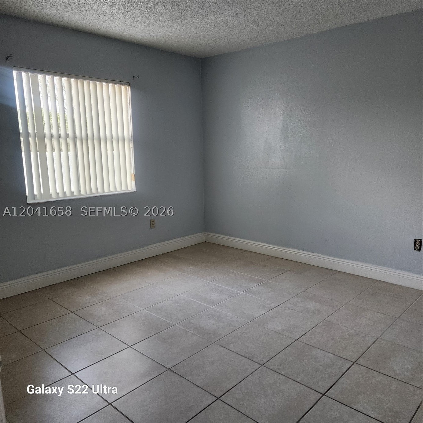 8200 SW 210th St 111