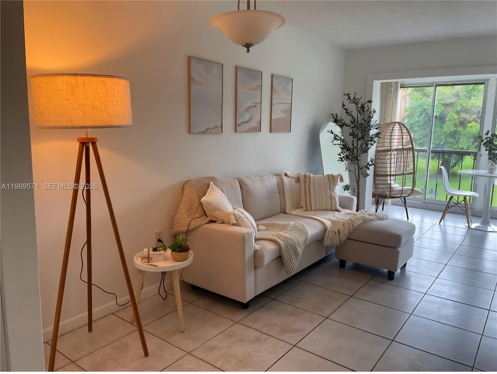 CASTILLIAN CLUB CONDO - Residential Lease