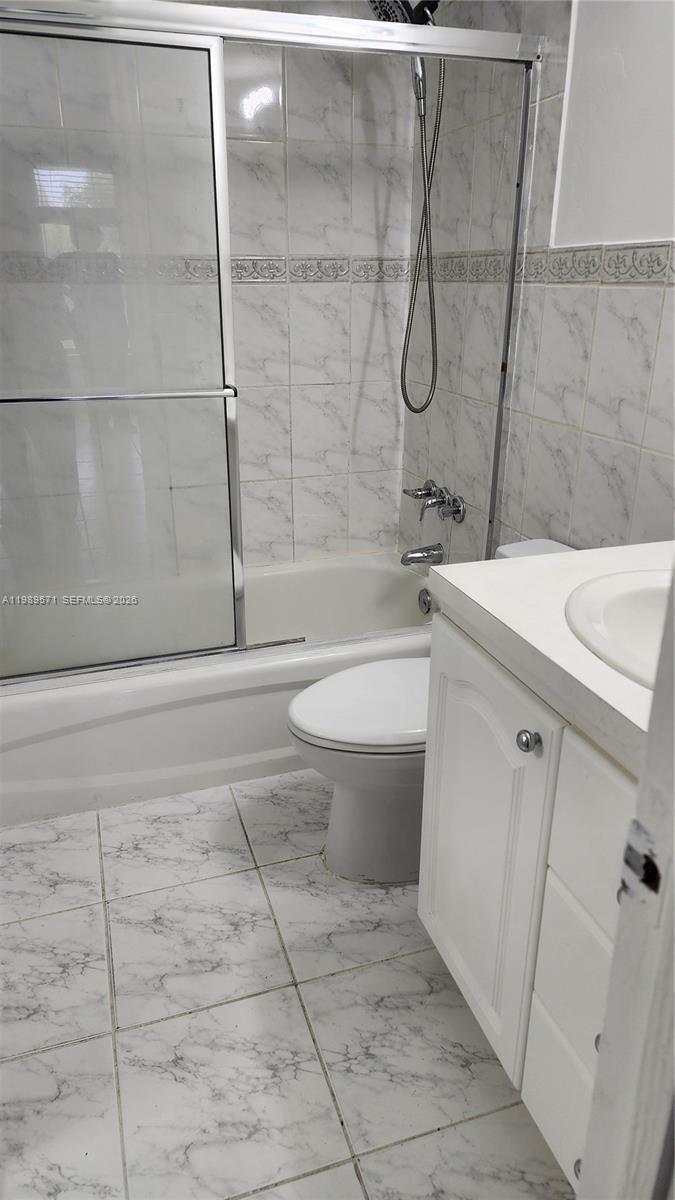 CASTILLIAN CLUB CONDO - Residential Lease