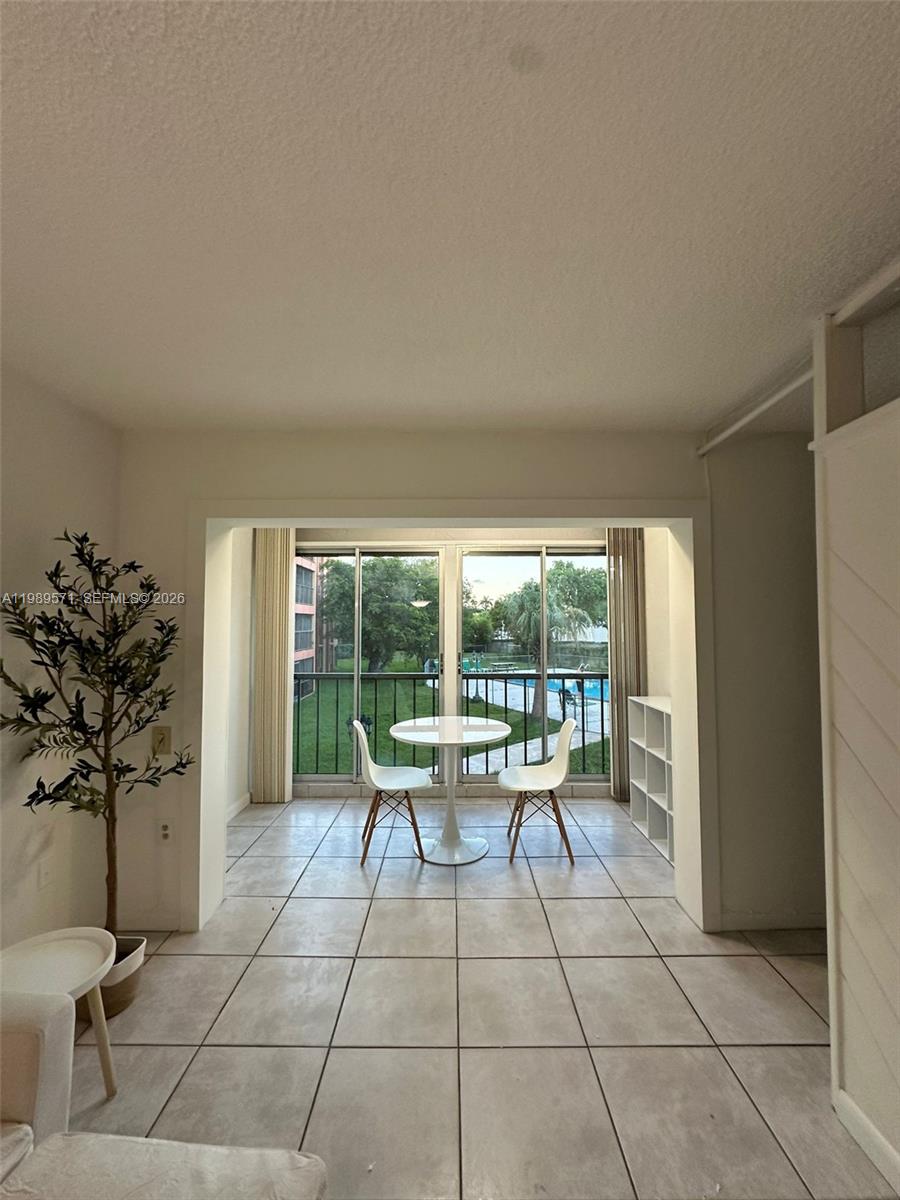 CASTILLIAN CLUB CONDO - Residential Lease