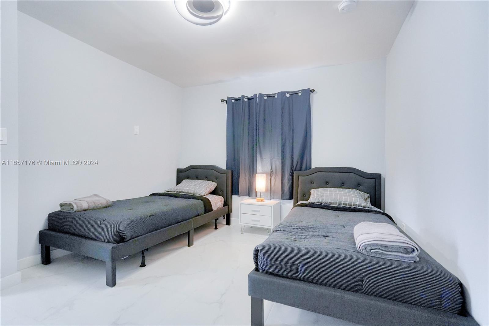 SHADOWLAWN EXTENSION SUB - Residential Income