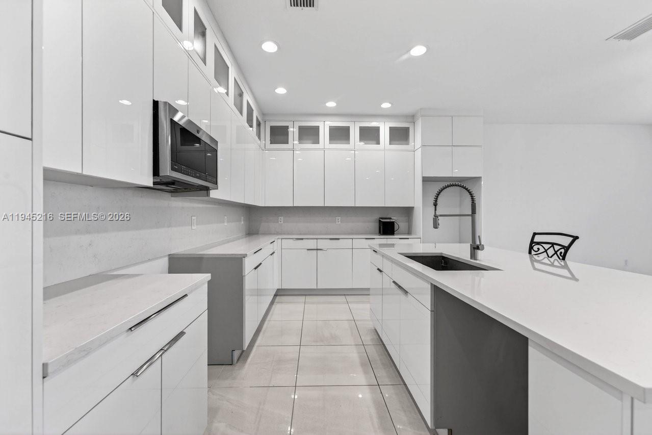 SKY COVE SOUTH - Residential