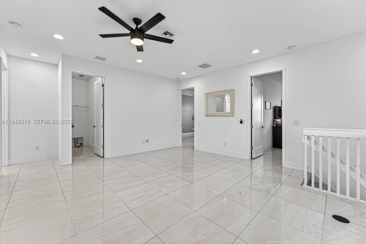 SKY COVE SOUTH - Residential