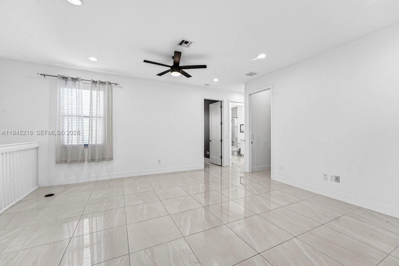 SKY COVE SOUTH - Residential