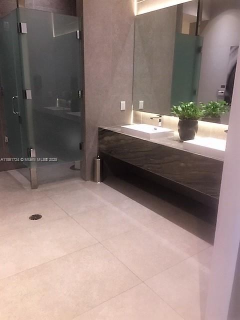 MILLECENTO - Residential Lease