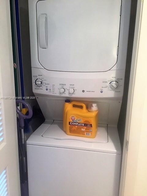 MILLECENTO - Residential Lease