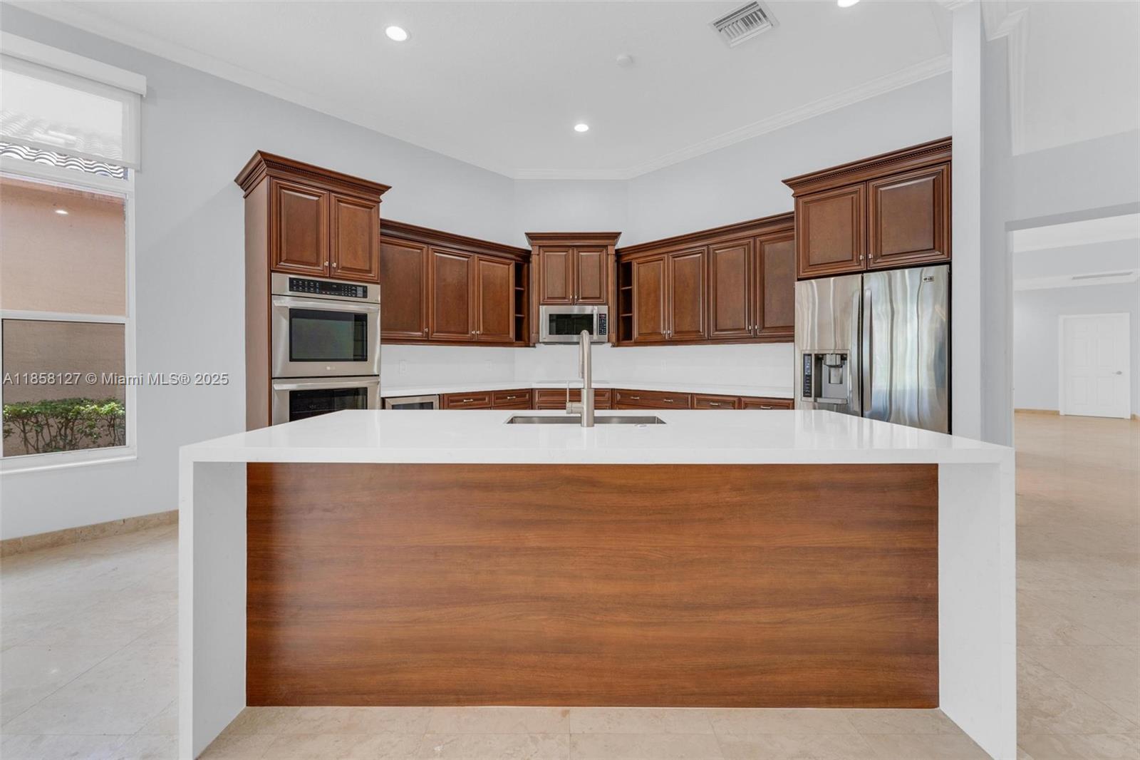 SECTOR 7 - PARCELS F G H - Residential Lease