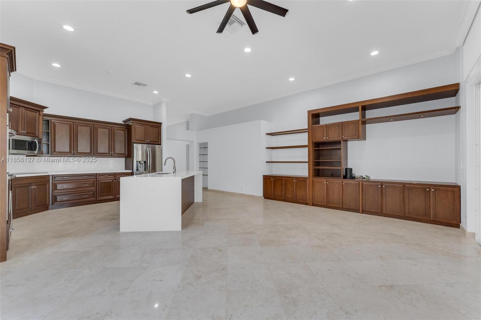 SECTOR 7 - PARCELS F G H - Residential Lease