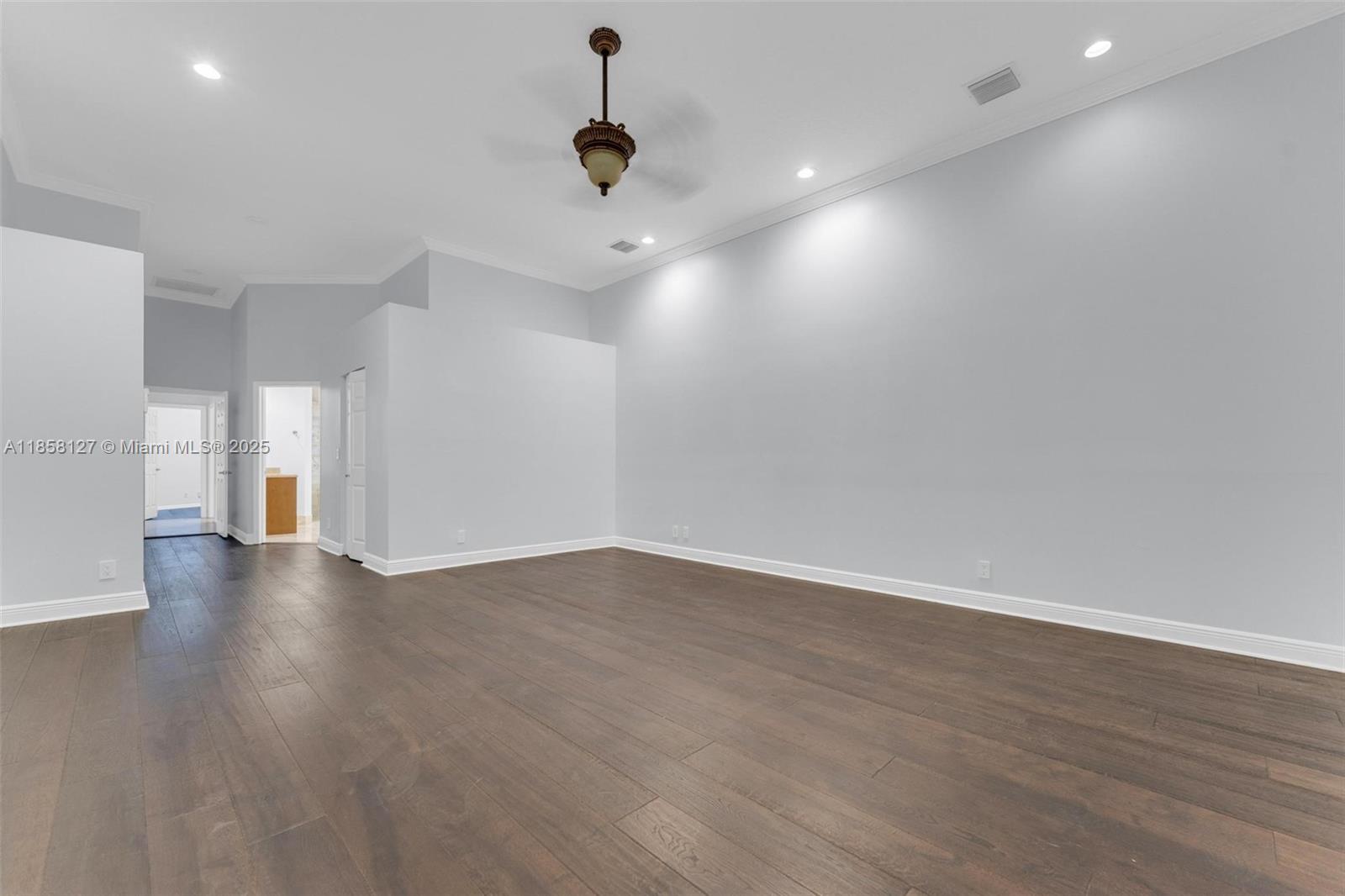 SECTOR 7 - PARCELS F G H - Residential Lease