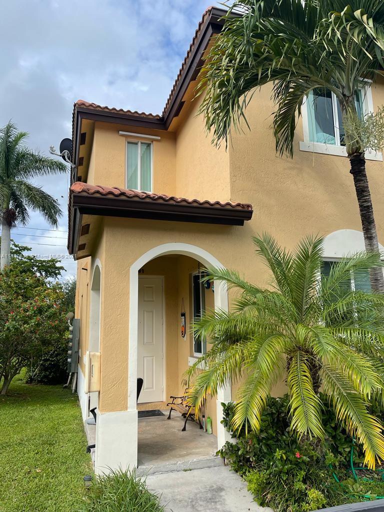 SOUTH POINTE COVE CONDO - Residential