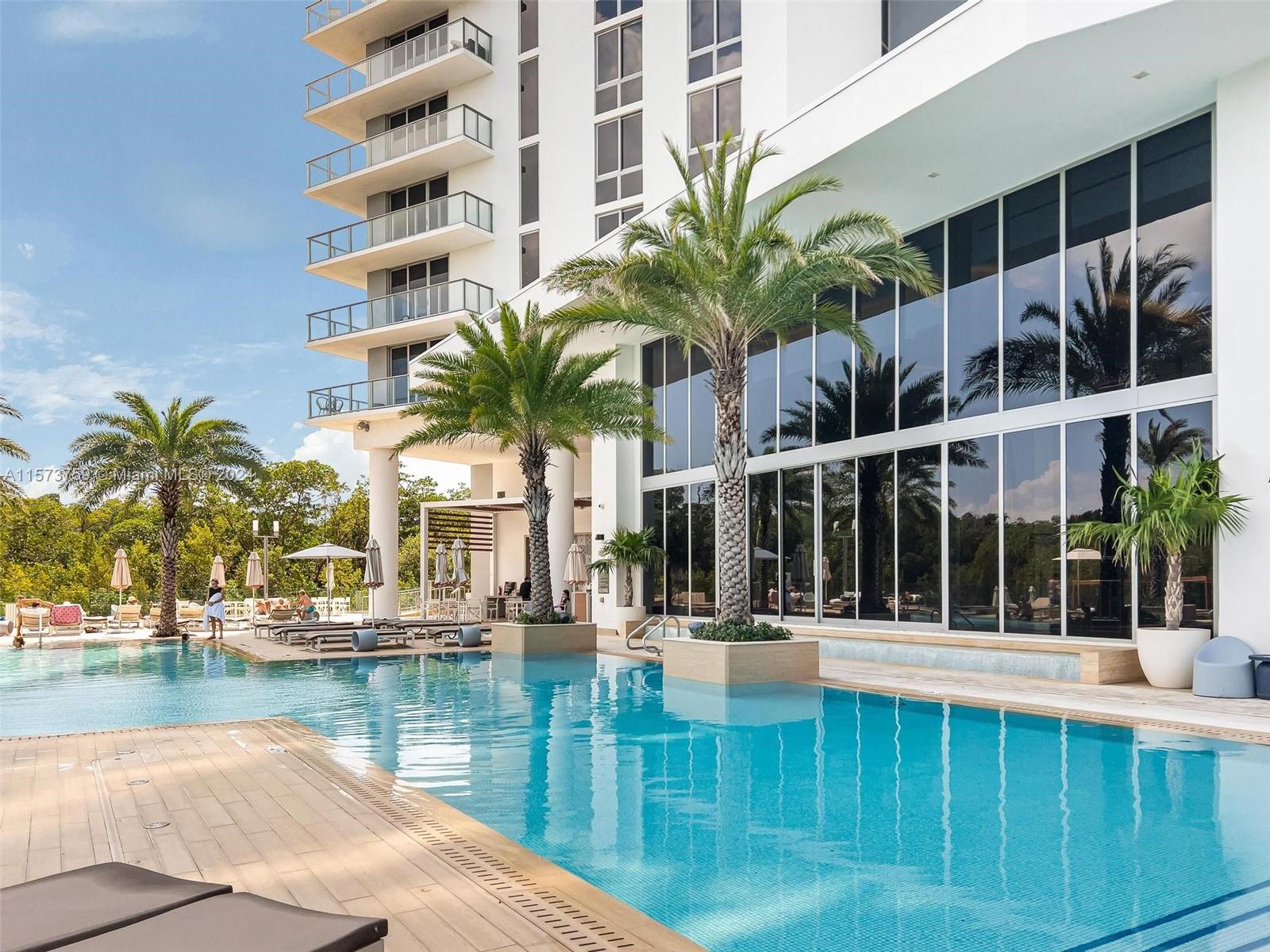 THE HARBOUR NORTH CONDO - Residential