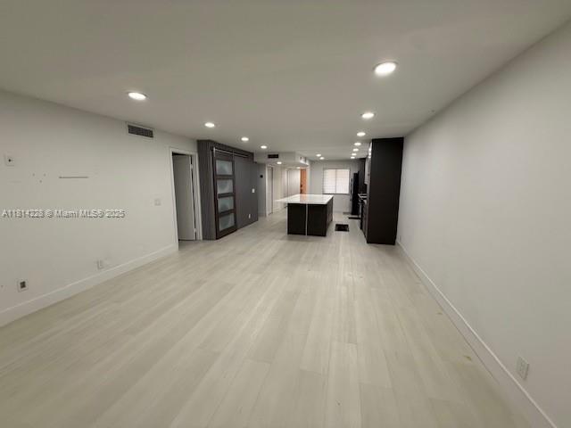 RACQUET CLUB APARTMENTS A - Residential Lease
