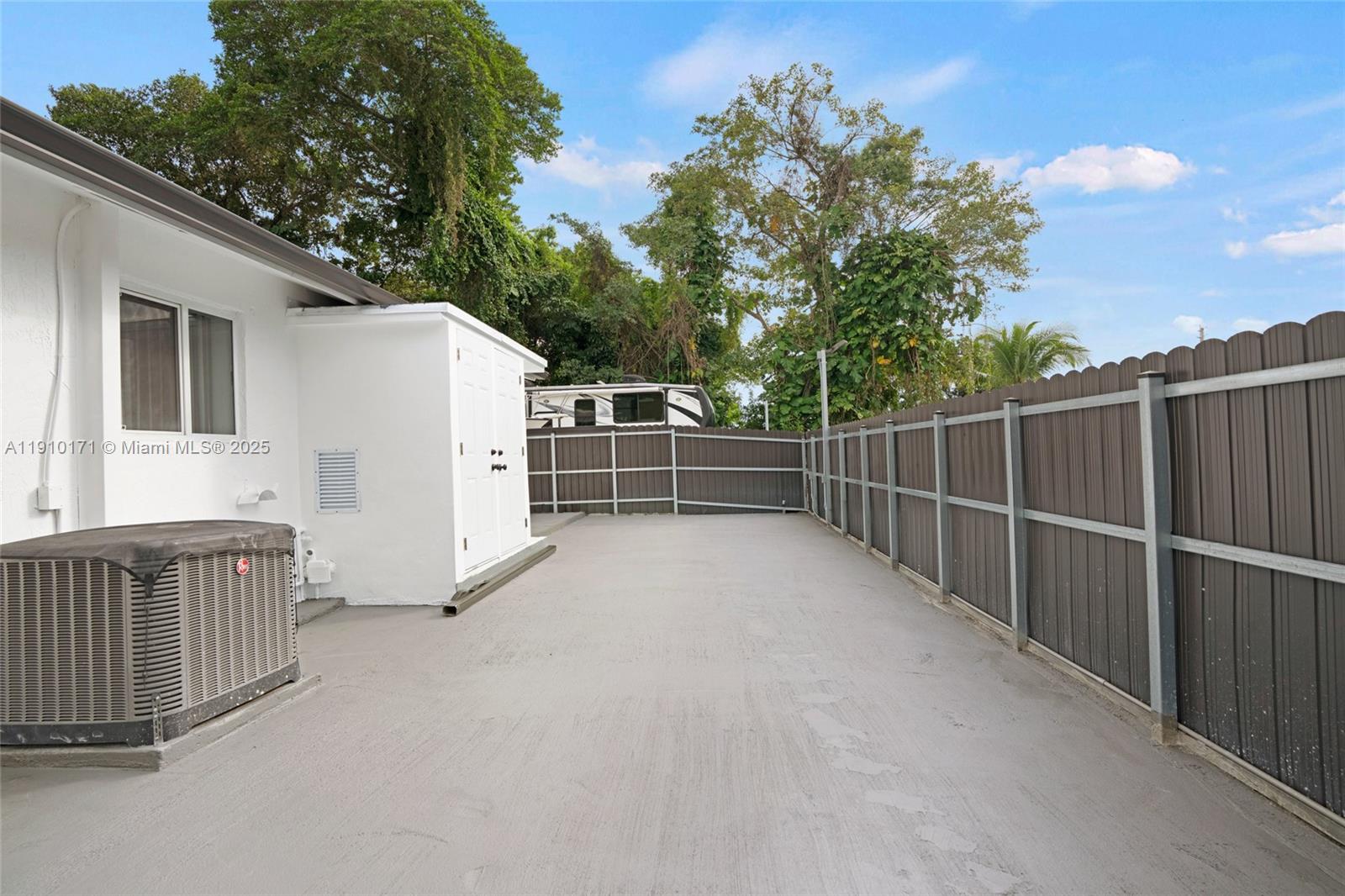 STRAWBERRY FIELD SUB - Residential Lease