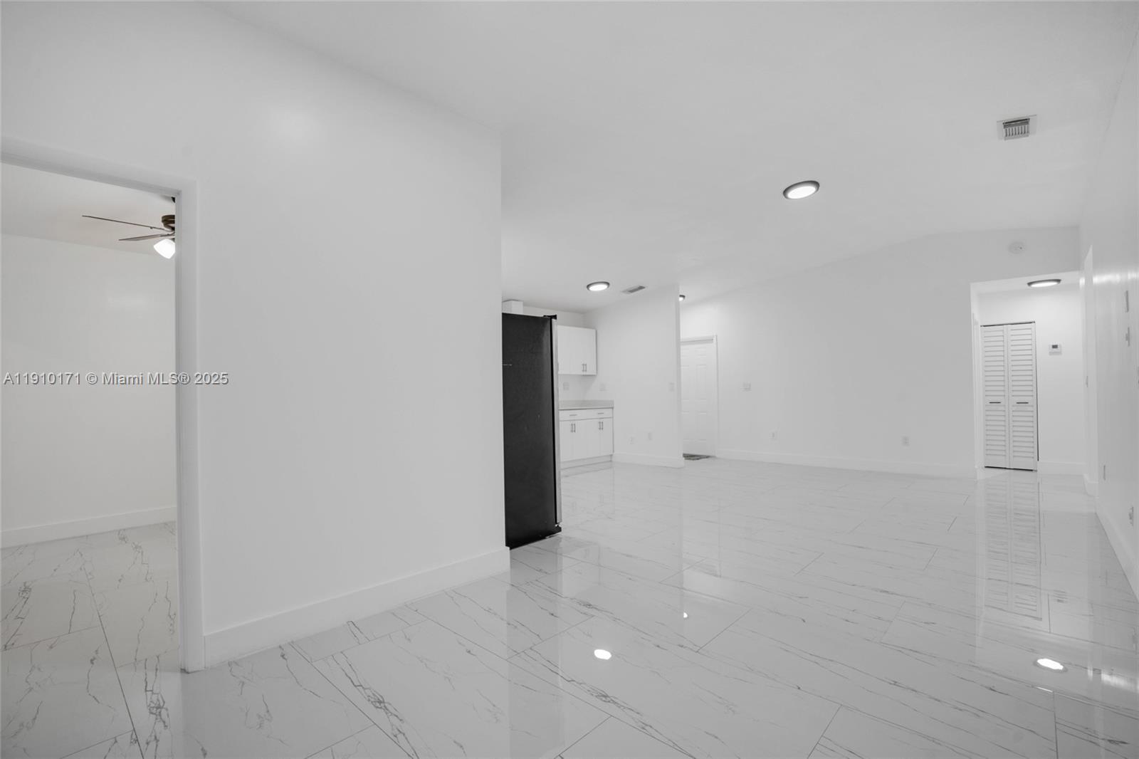 STRAWBERRY FIELD SUB - Residential Lease