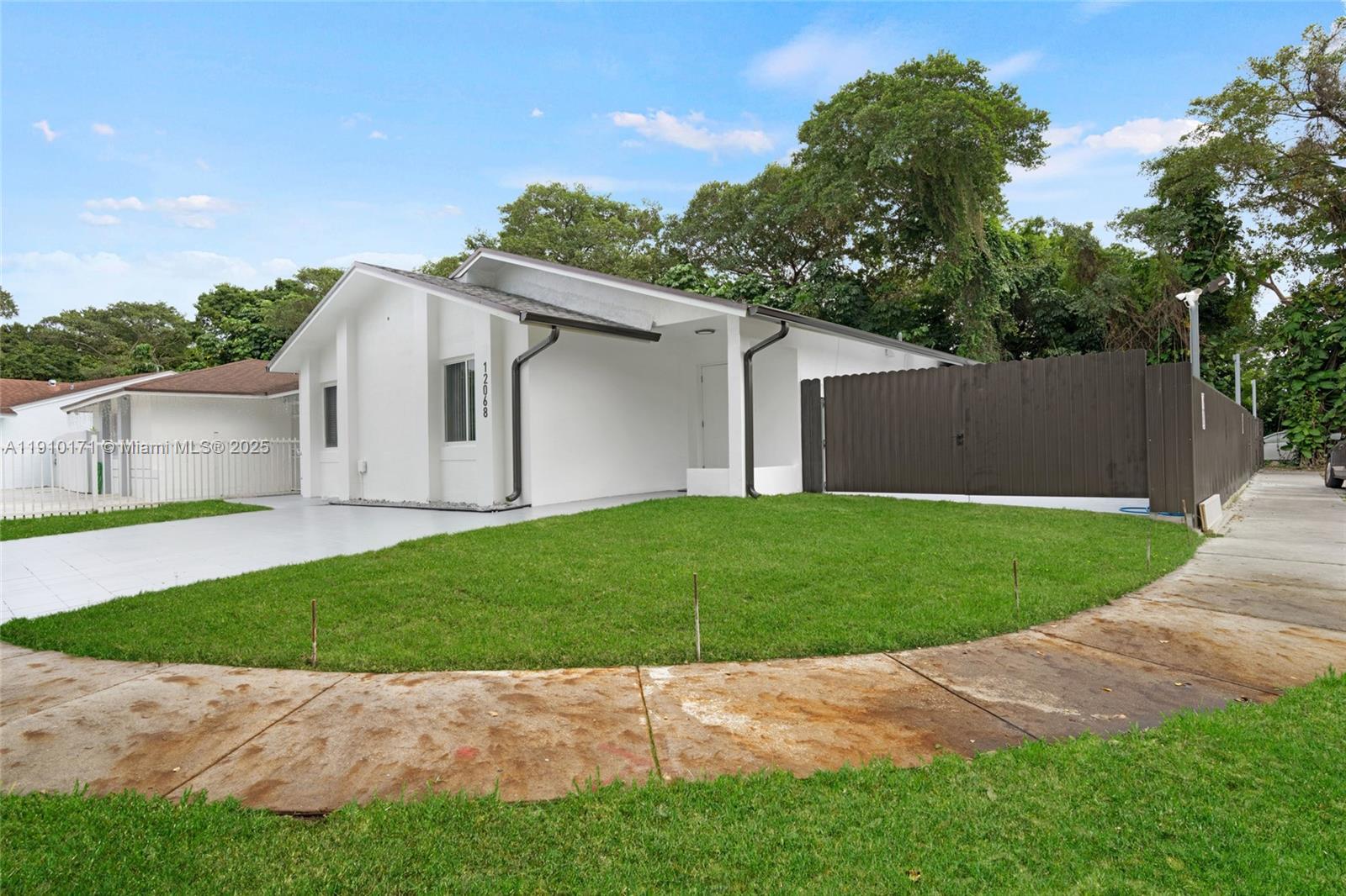 STRAWBERRY FIELD SUB - Residential Lease