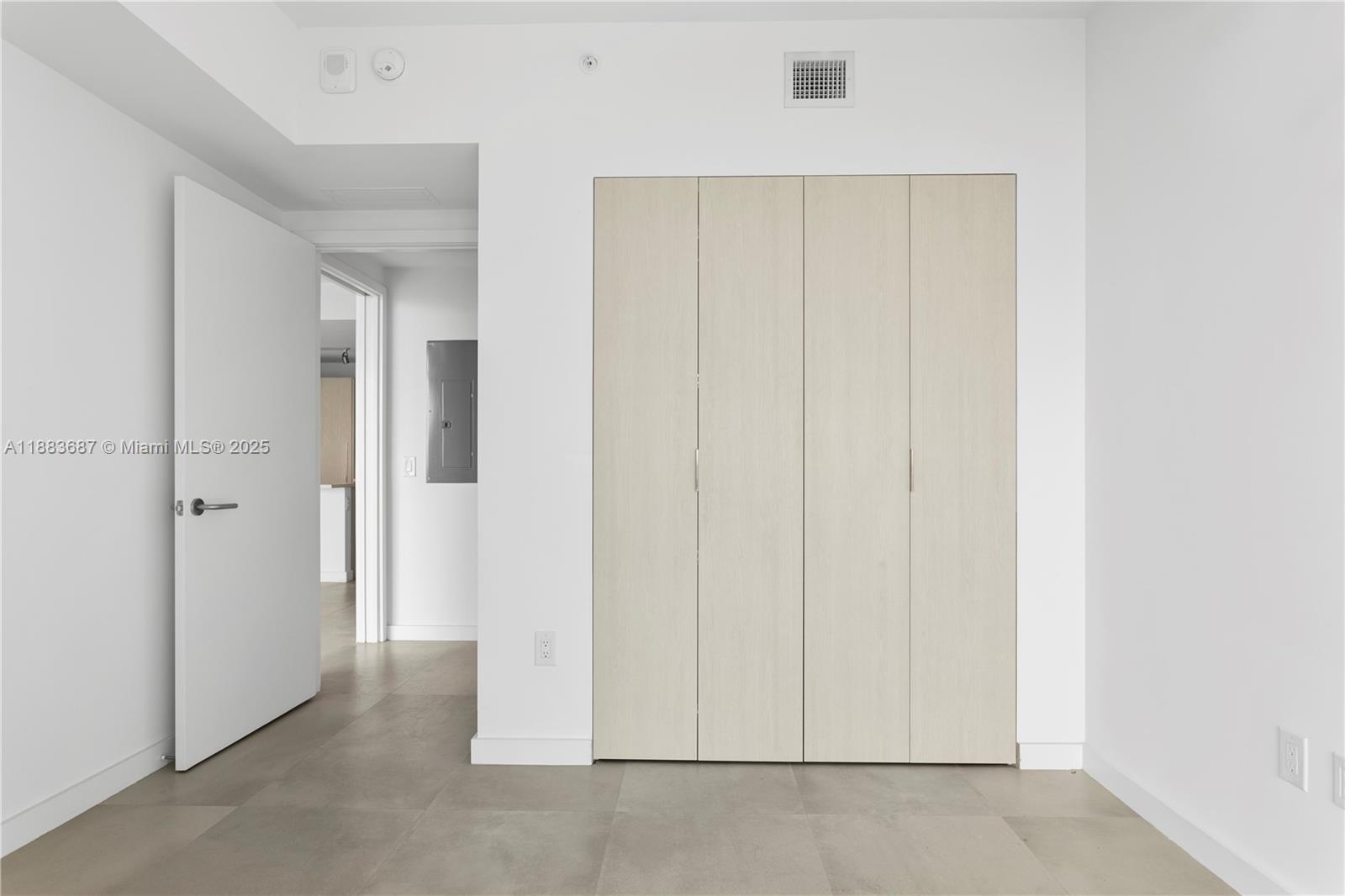 PARAISO BAYVIEWS CONDO - Residential Lease