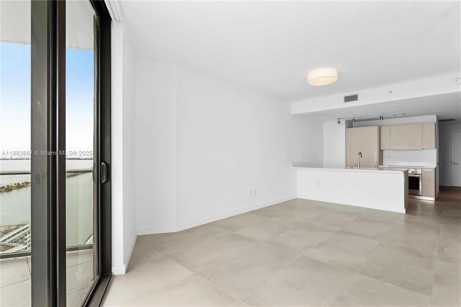 PARAISO BAYVIEWS CONDO - Residential Lease