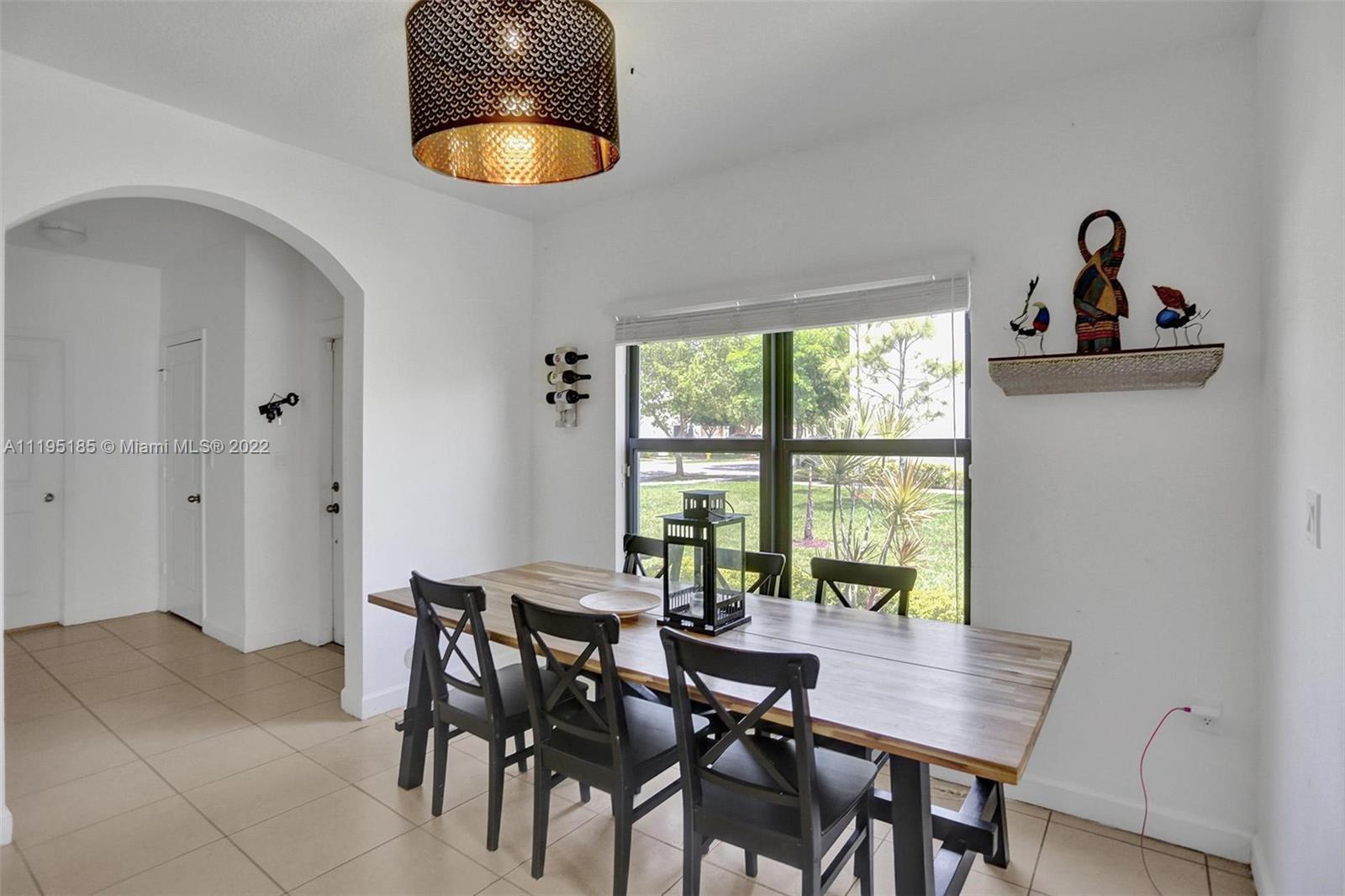 CHAMPION LAKES - Residential Lease
